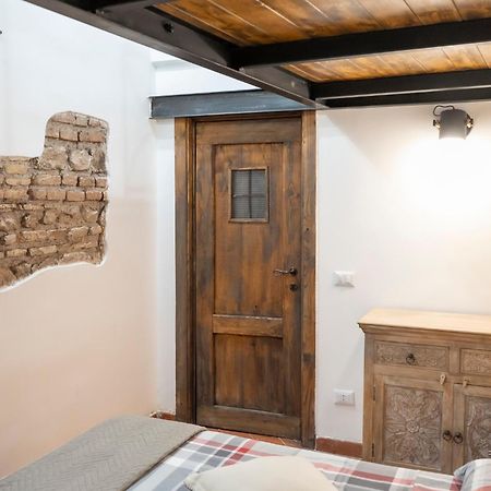 Home Domus Capocci - Rione Monti Rome Exterior photo