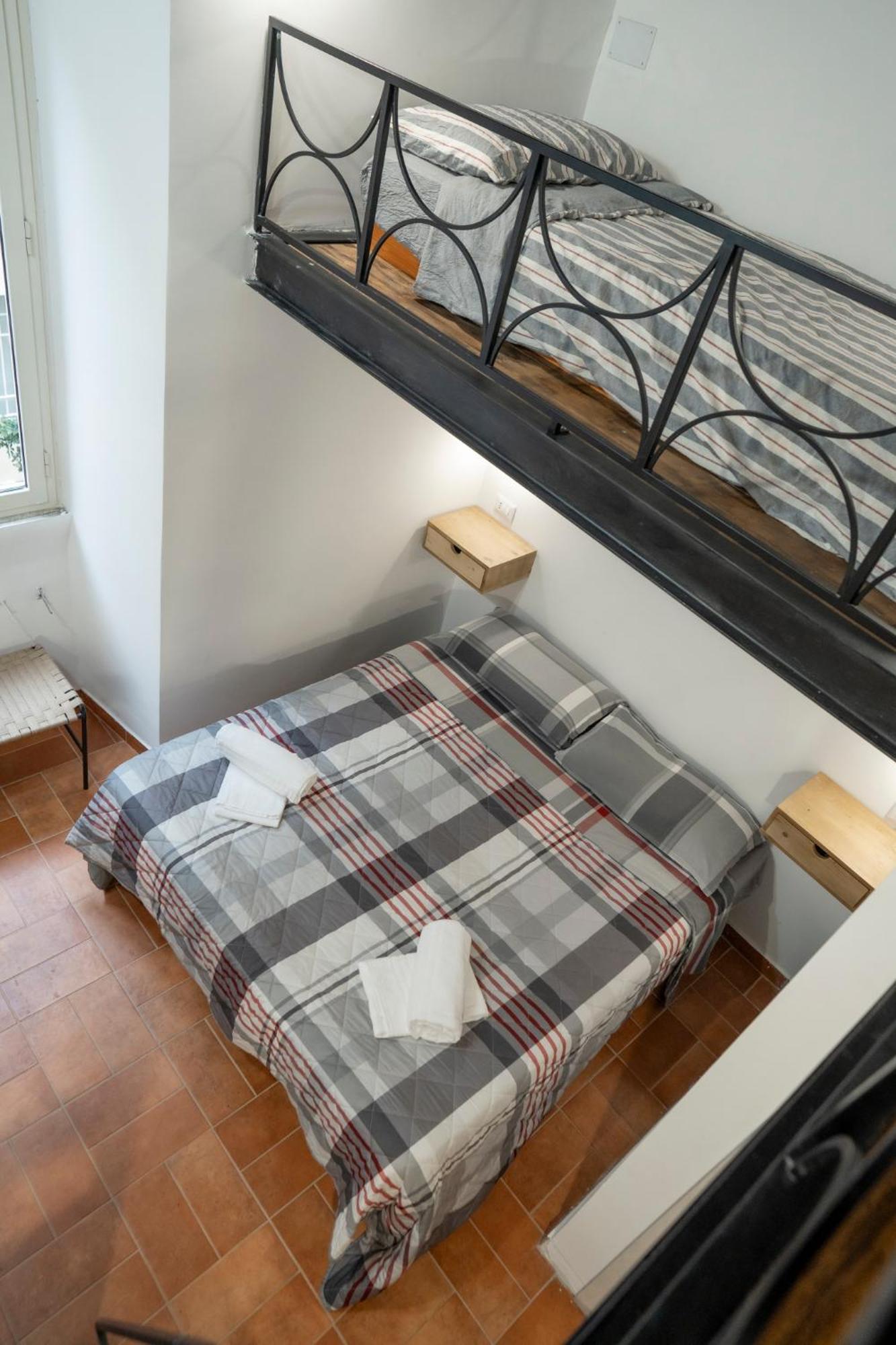 Home Domus Capocci - Rione Monti Rome Exterior photo