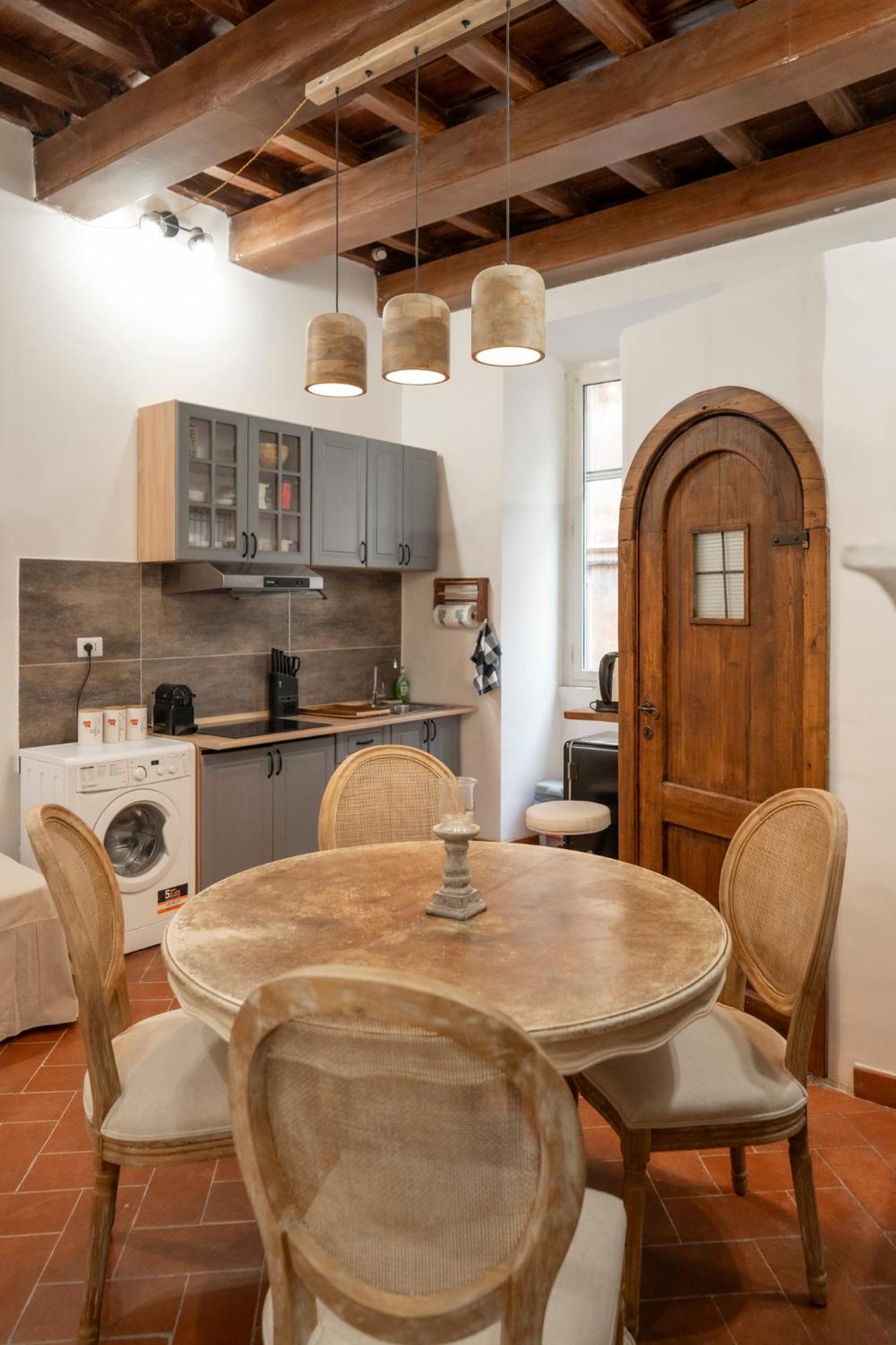 Home Domus Capocci - Rione Monti Rome Exterior photo